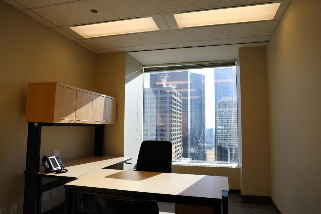 Downtown Calgary office with window.